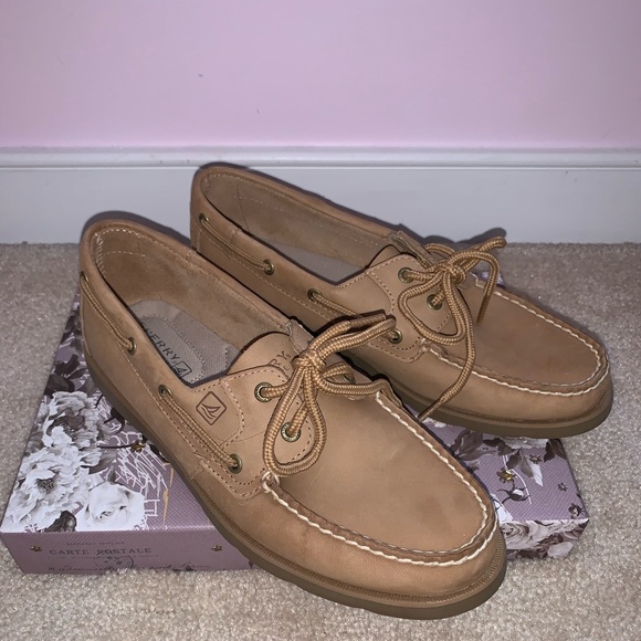 Sperry Shoes - Women’s Sperry Top Sider Leather Shoe